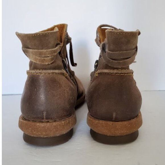 Born Tarkiln Brown Distressed Leather Ankle Boots with Accent Lacing - Size 9.5 - Picture 6 of 11